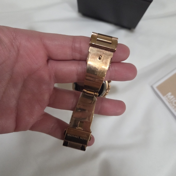 Michael Kors Rose Gold Women\'s Watch main image 13